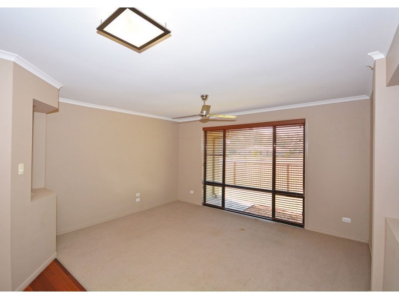 26 Sirenia Drive, Burrum Heads QLD 4659