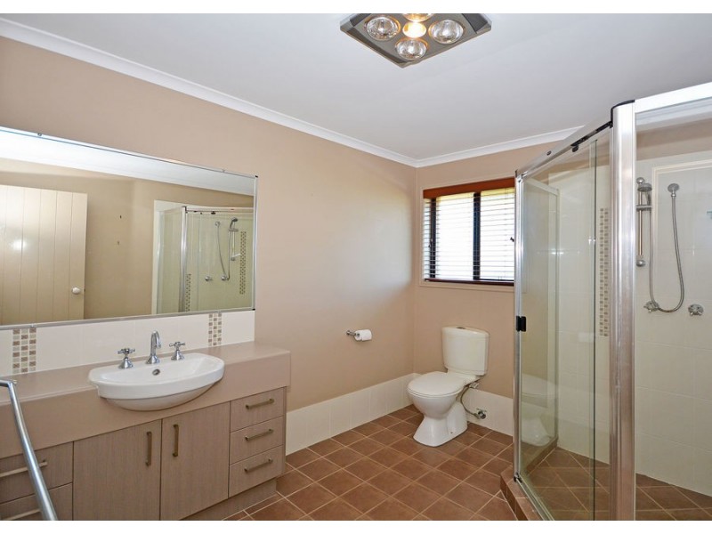 26 Sirenia Drive, Burrum Heads QLD 4659