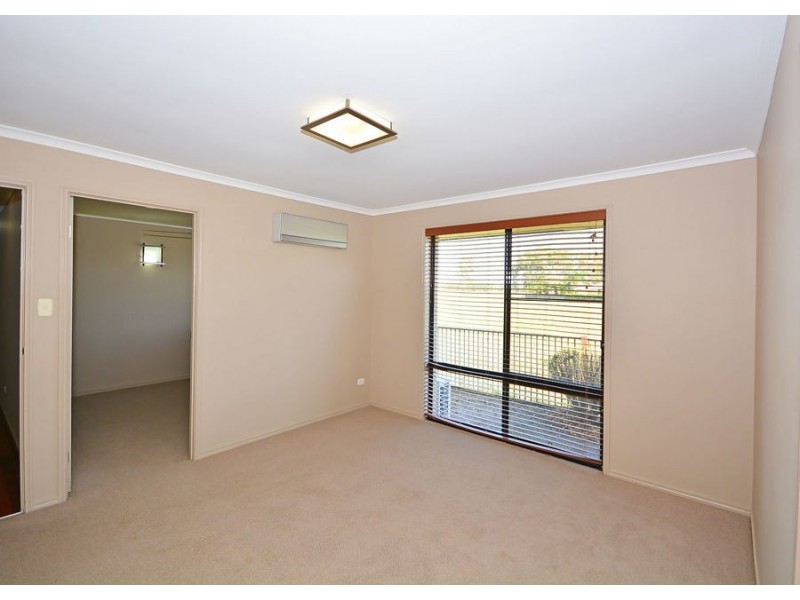 26 Sirenia Drive, Burrum Heads QLD 4659