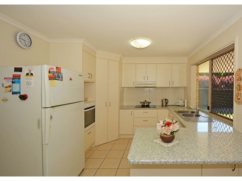 12 Picadilly Circuit, Urraween QLD 4655