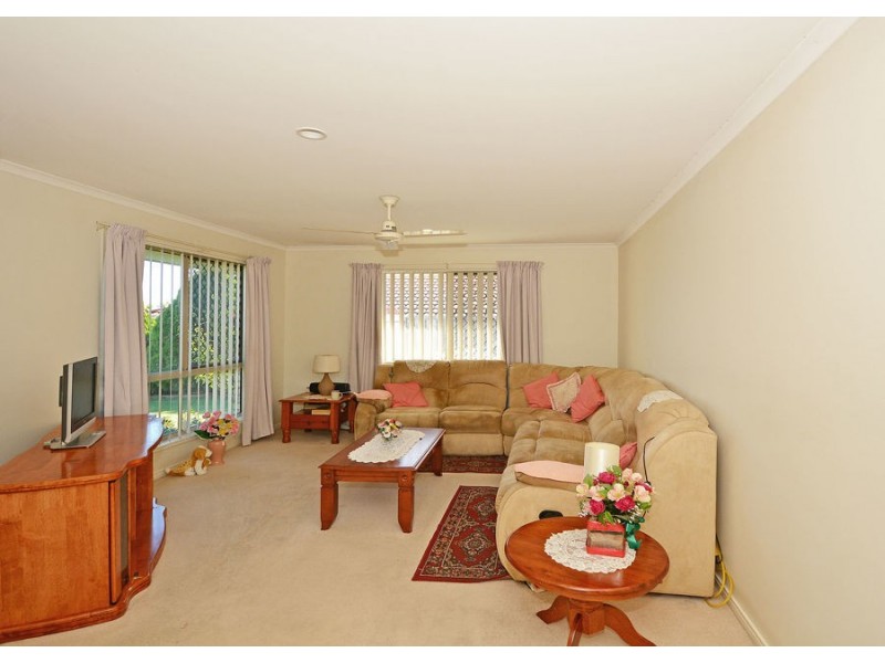 12 Picadilly Circuit, Urraween QLD 4655