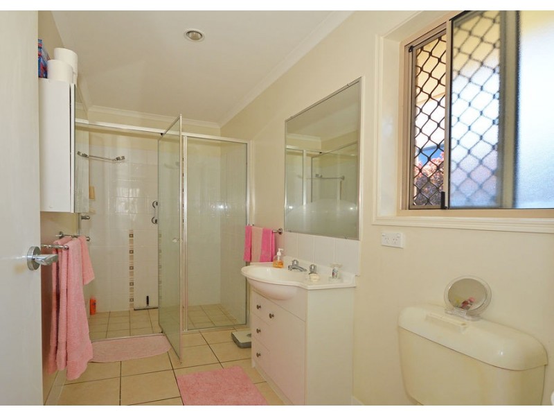 12 Picadilly Circuit, Urraween QLD 4655