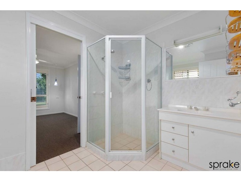 1/79 Murphy Street, Point Vernon QLD 4655