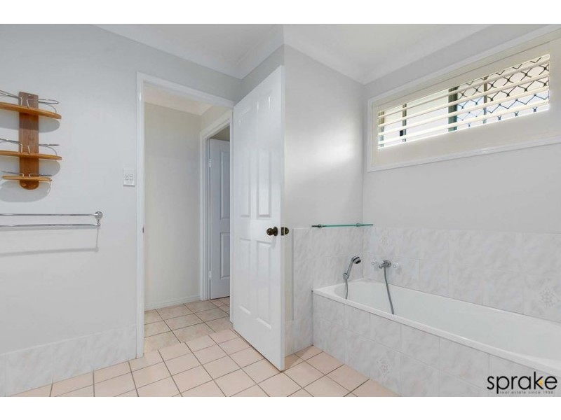 1/79 Murphy Street, Point Vernon QLD 4655