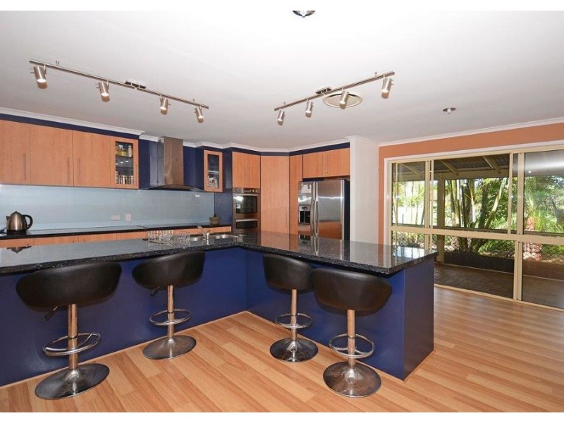 62 Lord Street, Sunshine Acres QLD 4655