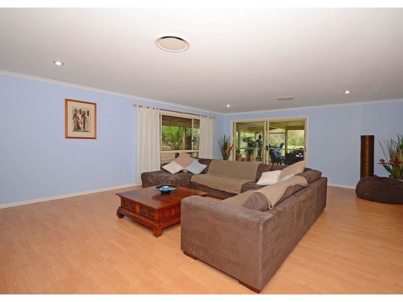 62 Lord Street, Sunshine Acres QLD 4655