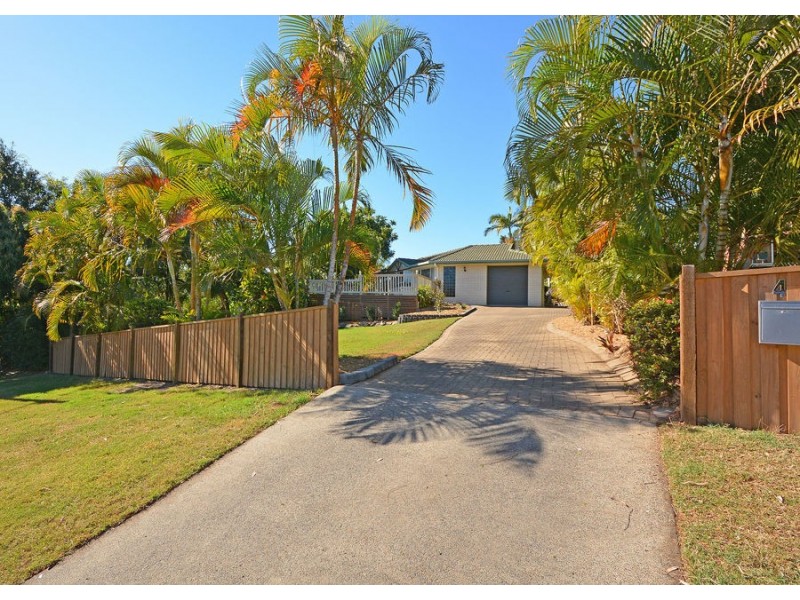 4 Tudor Avenue, Urraween QLD 4655