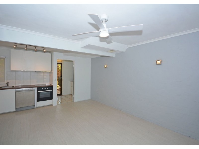 3/10 Denmans Camp Road, Torquay QLD 4655