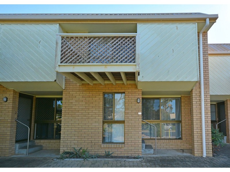 3/10 Denmans Camp Road, Torquay QLD 4655