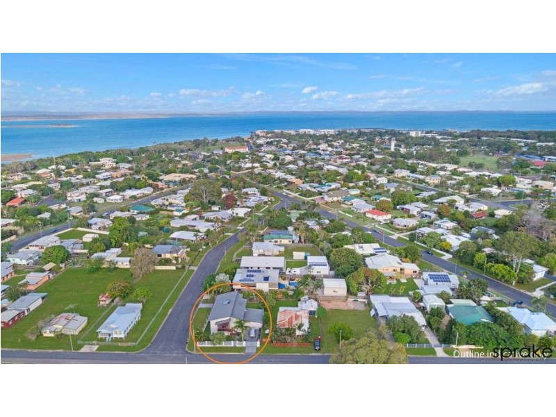 16 Pilot Street, Urangan QLD 4655