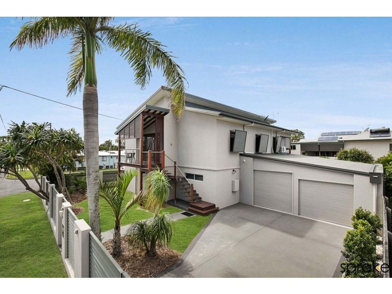 16 Pilot Street, Urangan QLD 4655