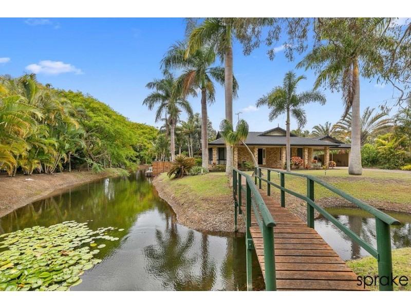 32 Sempfs Road, Dundowran Beach QLD 4655