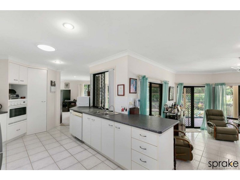 32 Sempfs Road, Dundowran Beach QLD 4655