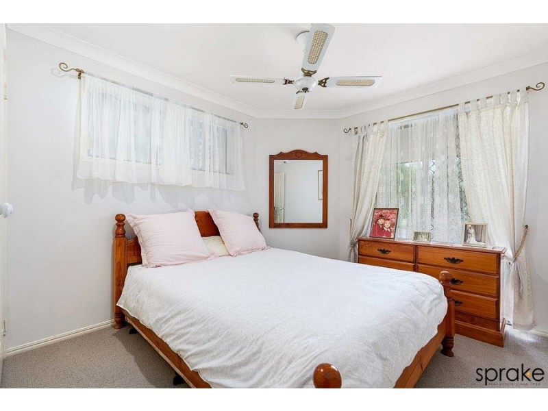 32 Sempfs Road, Dundowran Beach QLD 4655