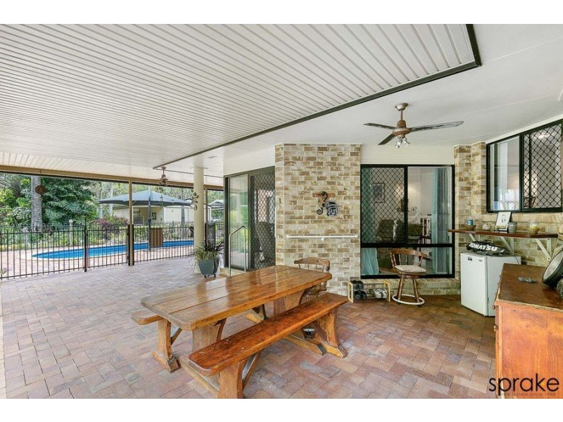 32 Sempfs Road, Dundowran Beach QLD 4655