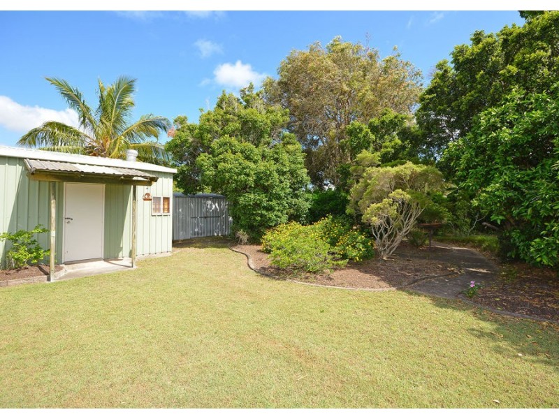 12 Southerden Street, Torquay QLD 4655