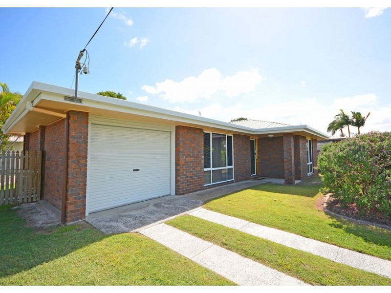 12 Southerden Street, Torquay QLD 4655