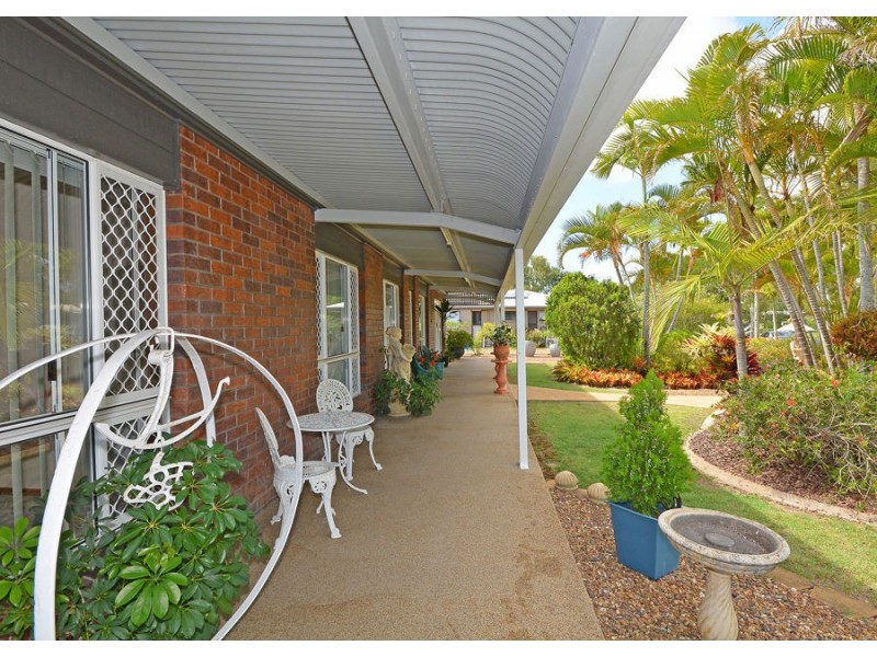 76 Alexander Street, Urangan QLD 4655