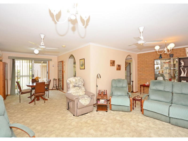 76 Alexander Street, Urangan QLD 4655