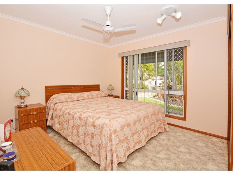 76 Alexander Street, Urangan QLD 4655