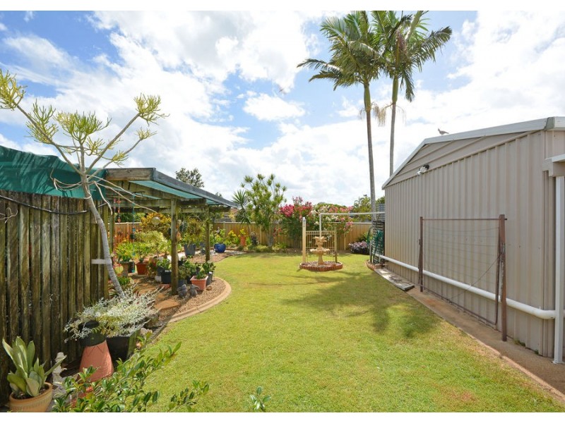 76 Alexander Street, Urangan QLD 4655