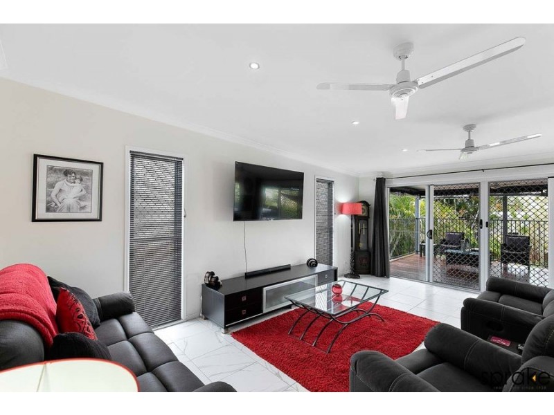 24 Eric Street, Torquay QLD 4655