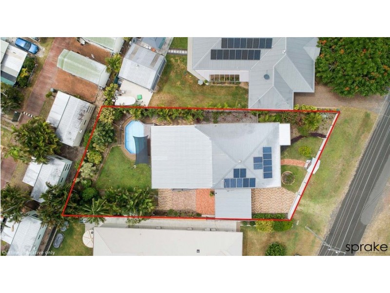 24 Eric Street, Torquay QLD 4655