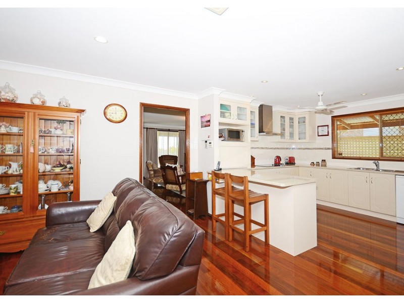 34 Johnston Boulevard, Urraween QLD 4655