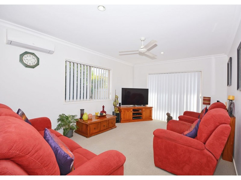 40 Picadilly Circuit, Urraween QLD 4655