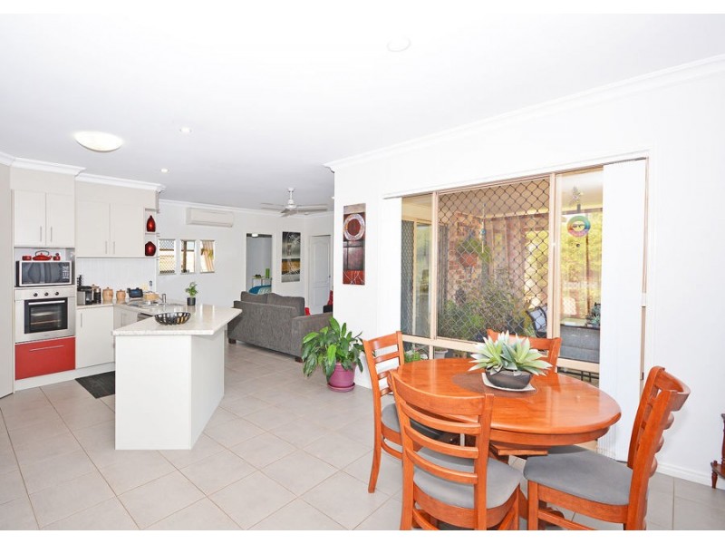 40 Picadilly Circuit, Urraween QLD 4655