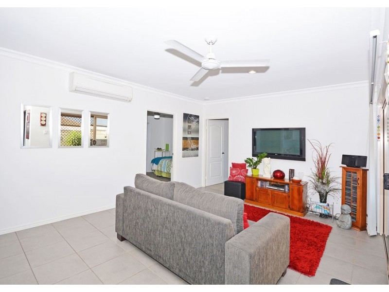 40 Picadilly Circuit, Urraween QLD 4655