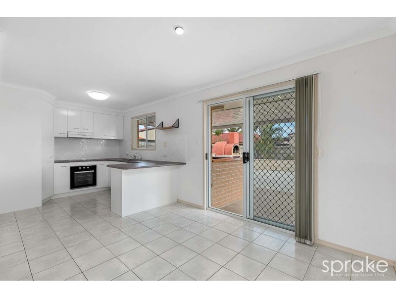 4 Sirius Court, Eli Waters QLD 4655
