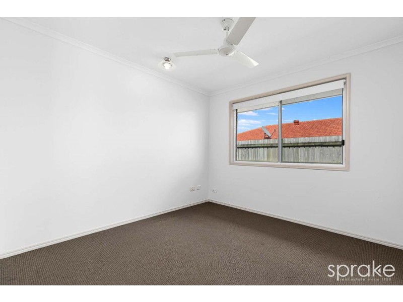 4 Sirius Court, Eli Waters QLD 4655