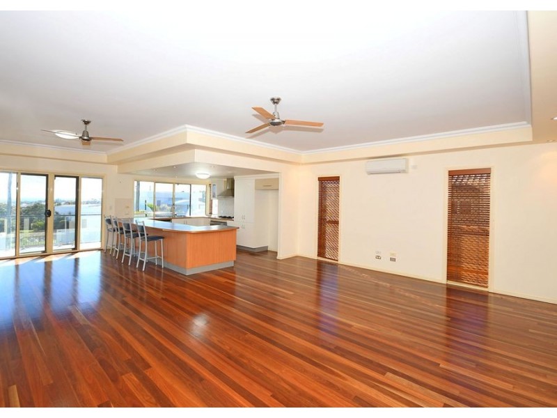 8 Regency Avenue, Urraween QLD 4655