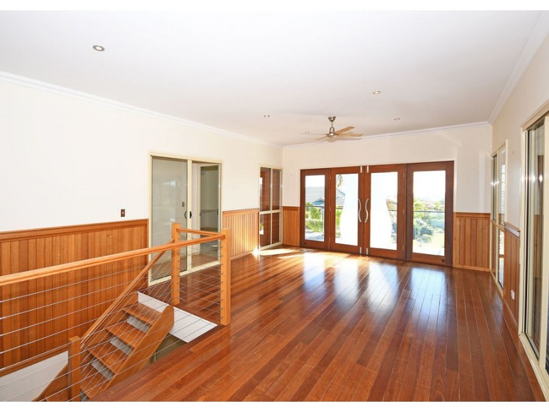 8 Regency Avenue, Urraween QLD 4655
