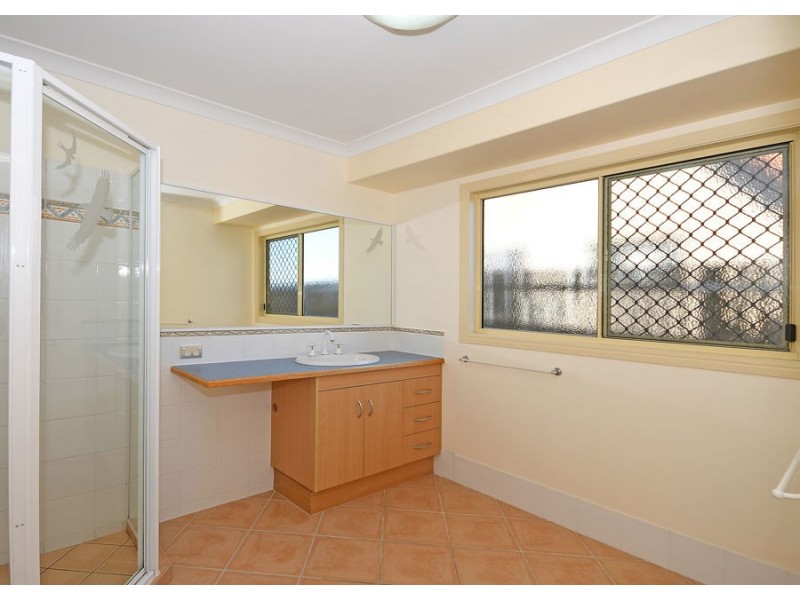 8 Regency Avenue, Urraween QLD 4655