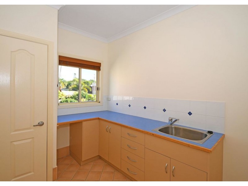 8 Regency Avenue, Urraween QLD 4655
