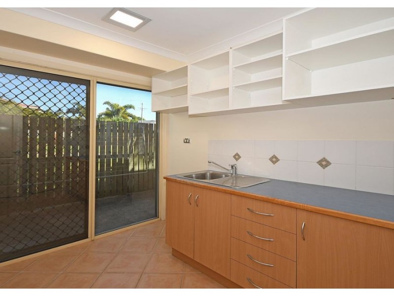 8 Regency Avenue, Urraween QLD 4655
