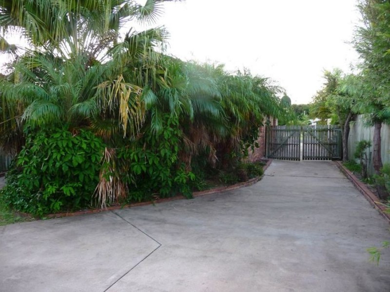 33 Ocean Street, Torquay QLD 4655