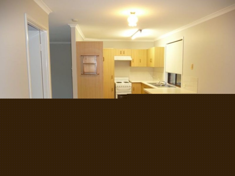 33 Ocean Street, Torquay QLD 4655