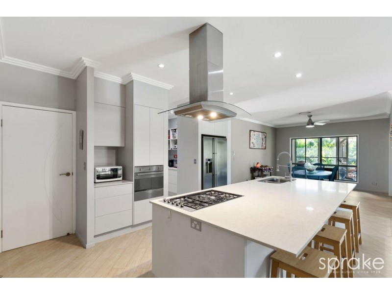 10 Pinnacle Court, Craignish QLD 4655