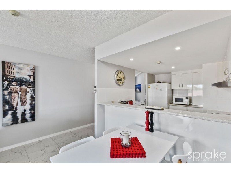 27/397 Esplanade, Torquay QLD 4655