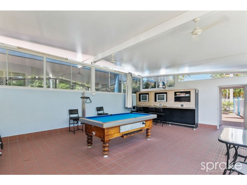 27/397 Esplanade, Torquay QLD 4655