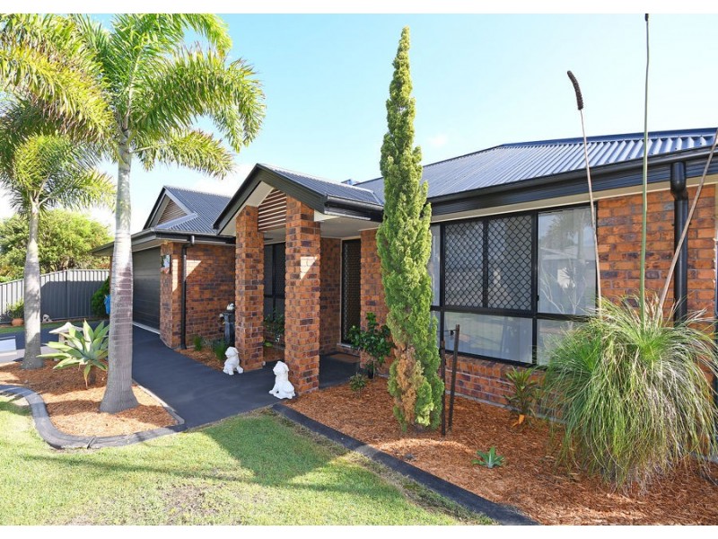 10 Yarrilee Circuit, Dundowran QLD 4655