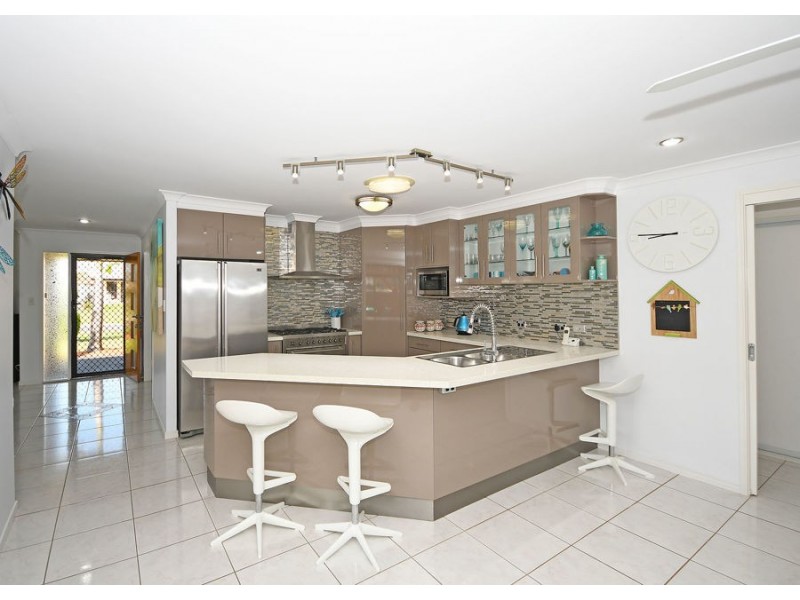 10 Yarrilee Circuit, Dundowran QLD 4655