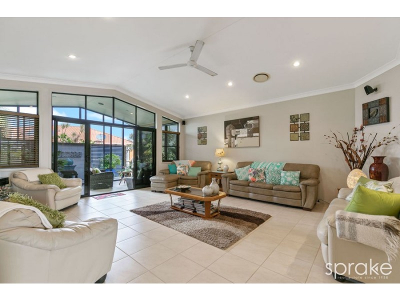 77 Truro Street, Torquay QLD 4655