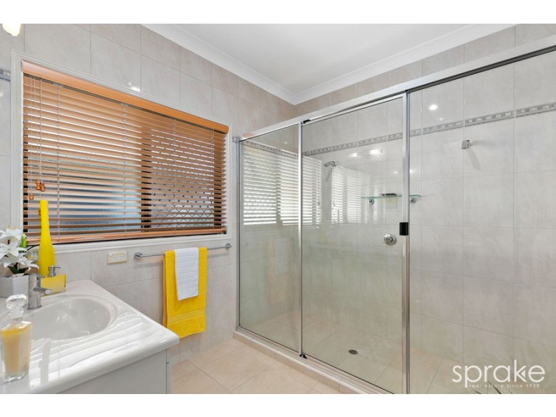 77 Truro Street, Torquay QLD 4655
