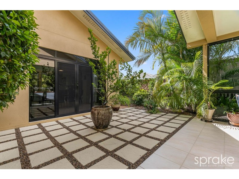 77 Truro Street, Torquay QLD 4655