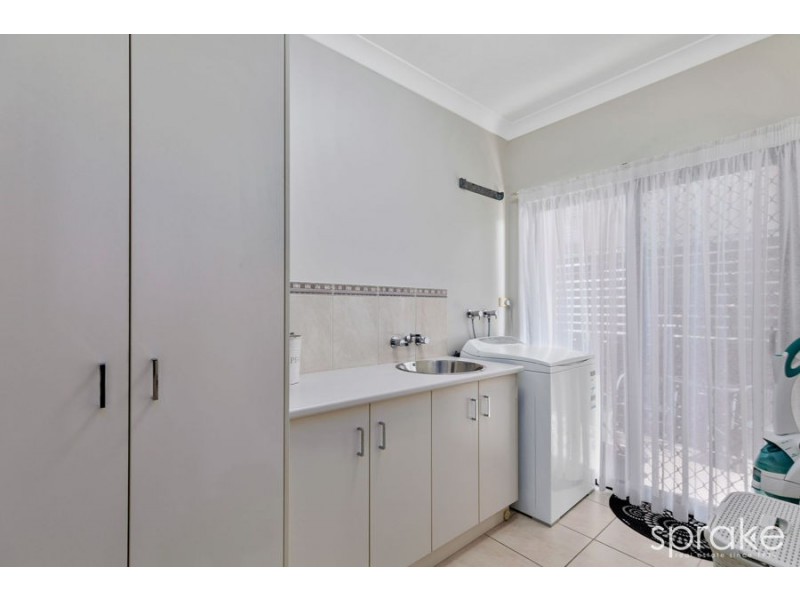 77 Truro Street, Torquay QLD 4655