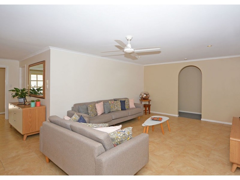 44 Senorita Parade, Urangan QLD 4655